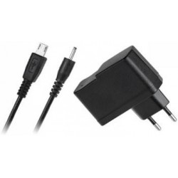 Universal USB charger 5V 3A w / Cables