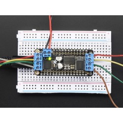 FeatherWing - Controlador de Motores DC e Motores de passo